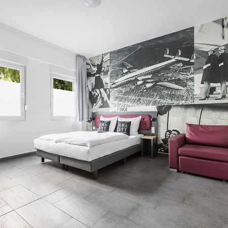 Smarty Airport Cologne Hotel - Kontaktloser Self Check-In Екстериор снимка