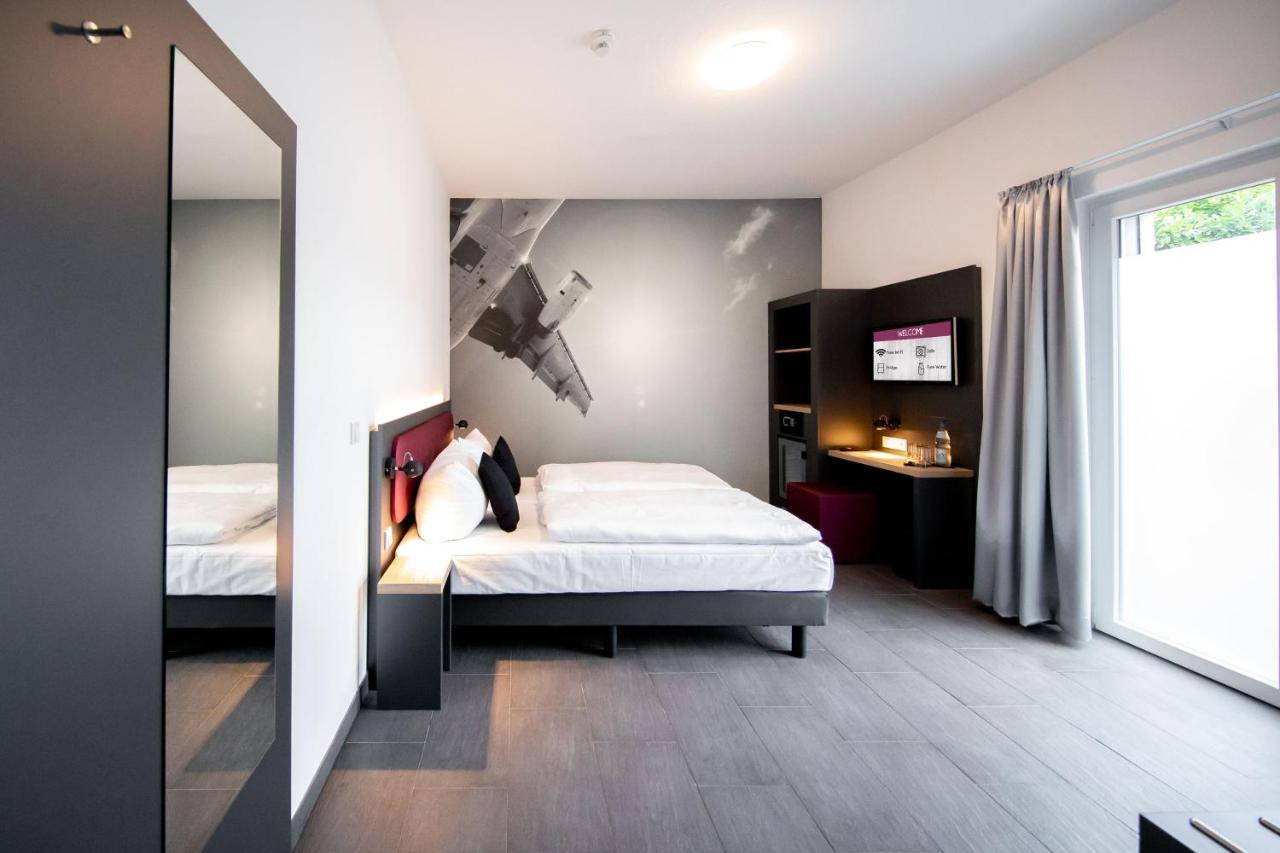 Smarty Airport Cologne Hotel - Kontaktloser Self Check-In Екстериор снимка