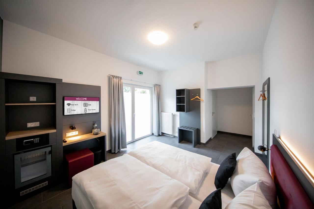 Smarty Airport Cologne Hotel - Kontaktloser Self Check-In Екстериор снимка