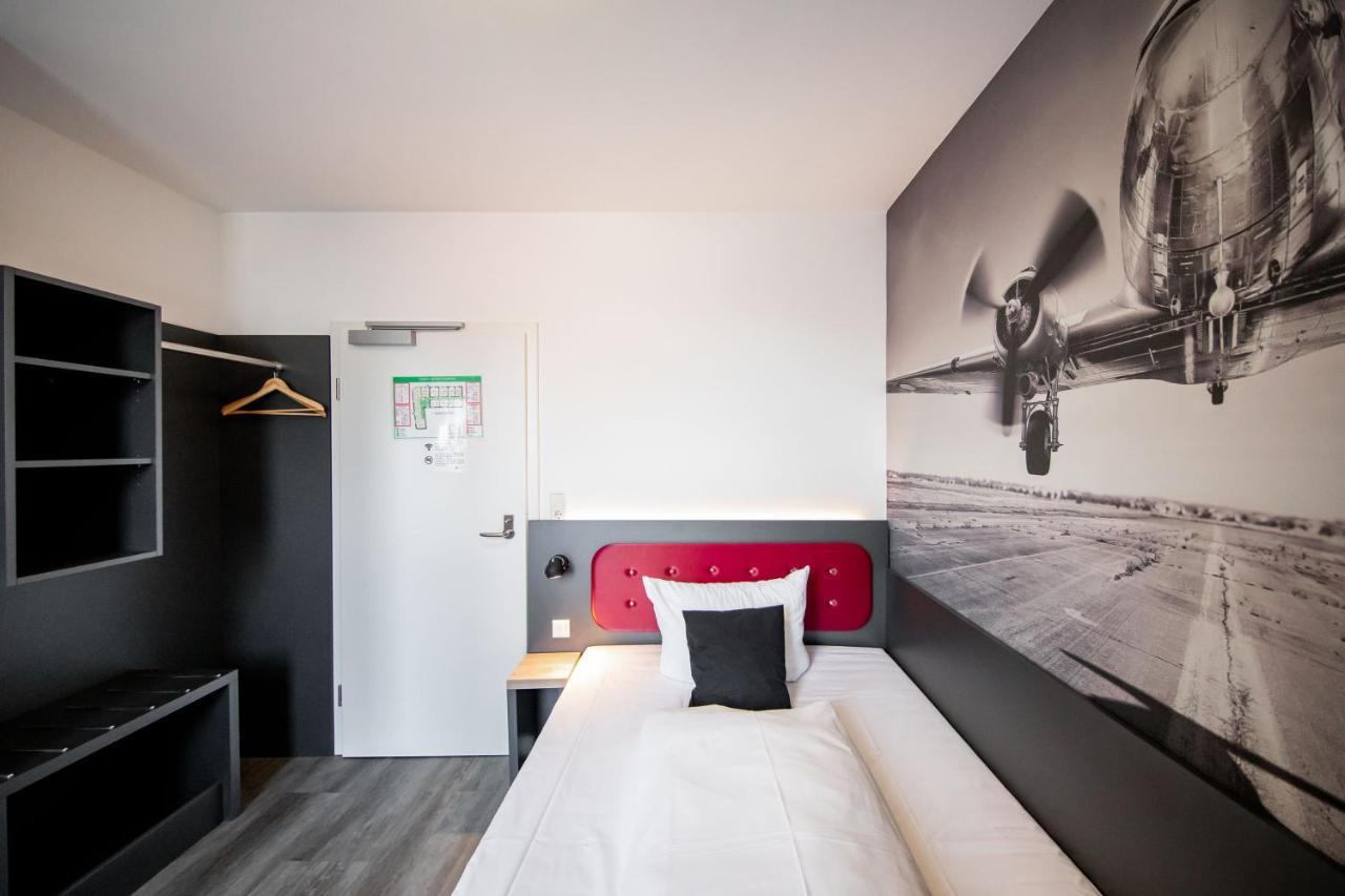 Smarty Airport Cologne Hotel - Kontaktloser Self Check-In Екстериор снимка