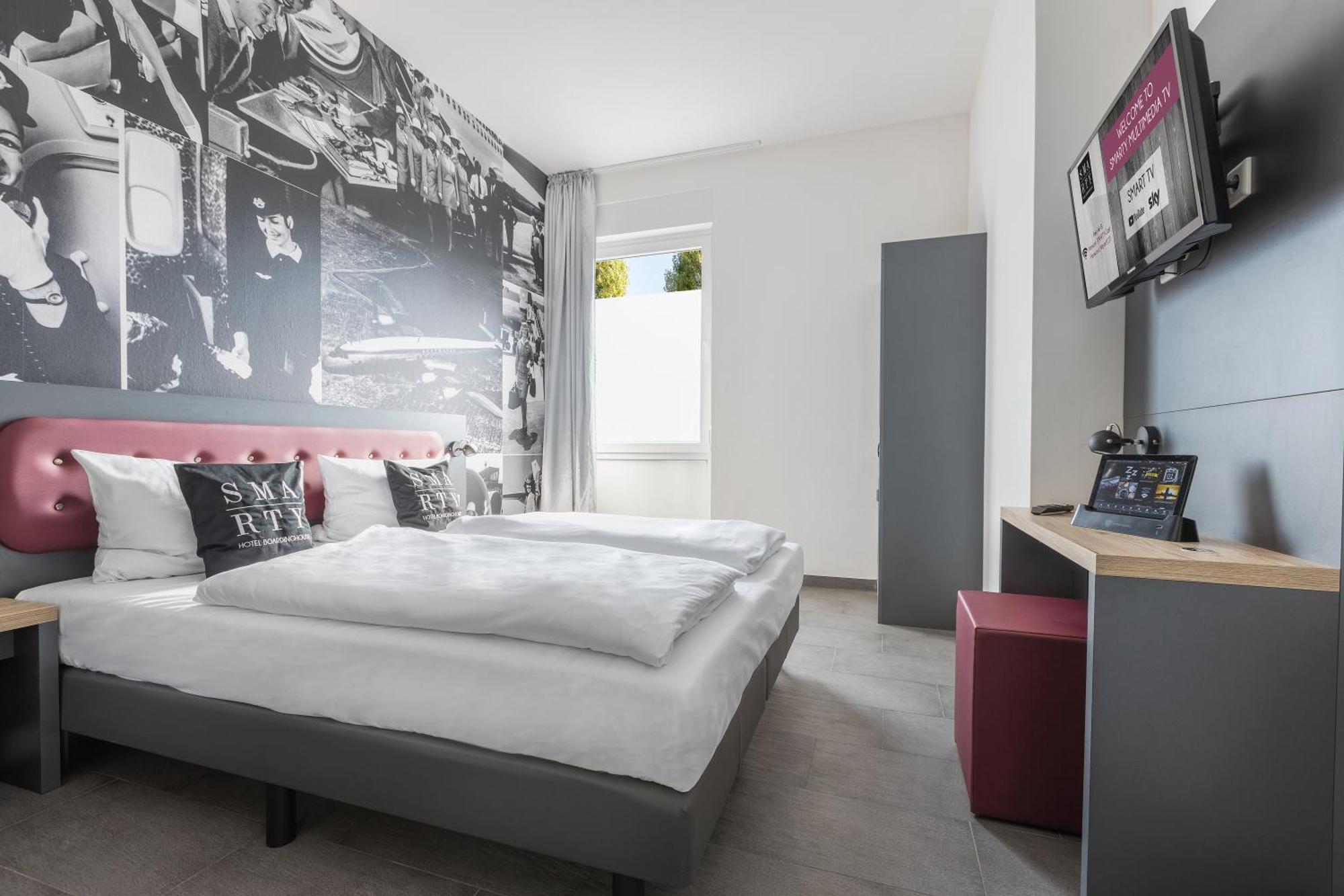 Smarty Airport Cologne Hotel - Kontaktloser Self Check-In Екстериор снимка
